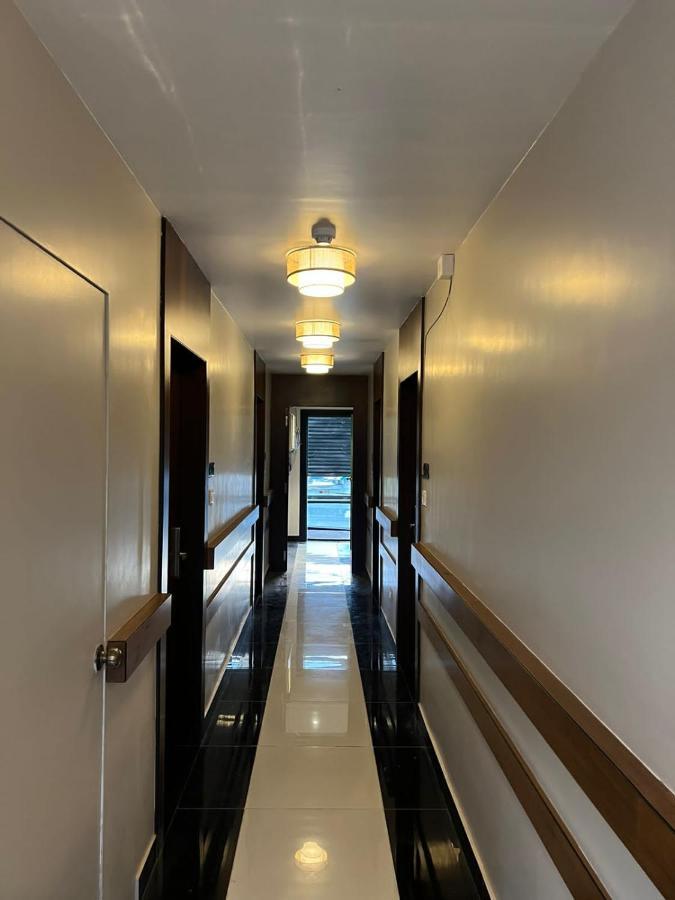 דיברוגר The Convoy Hotel מראה חיצוני תמונה