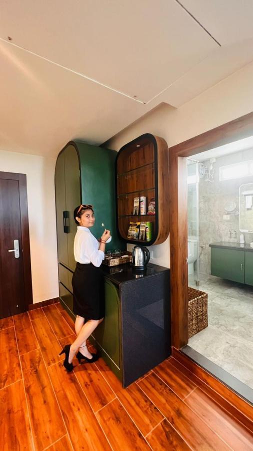 דיברוגר The Convoy Hotel מראה חיצוני תמונה
