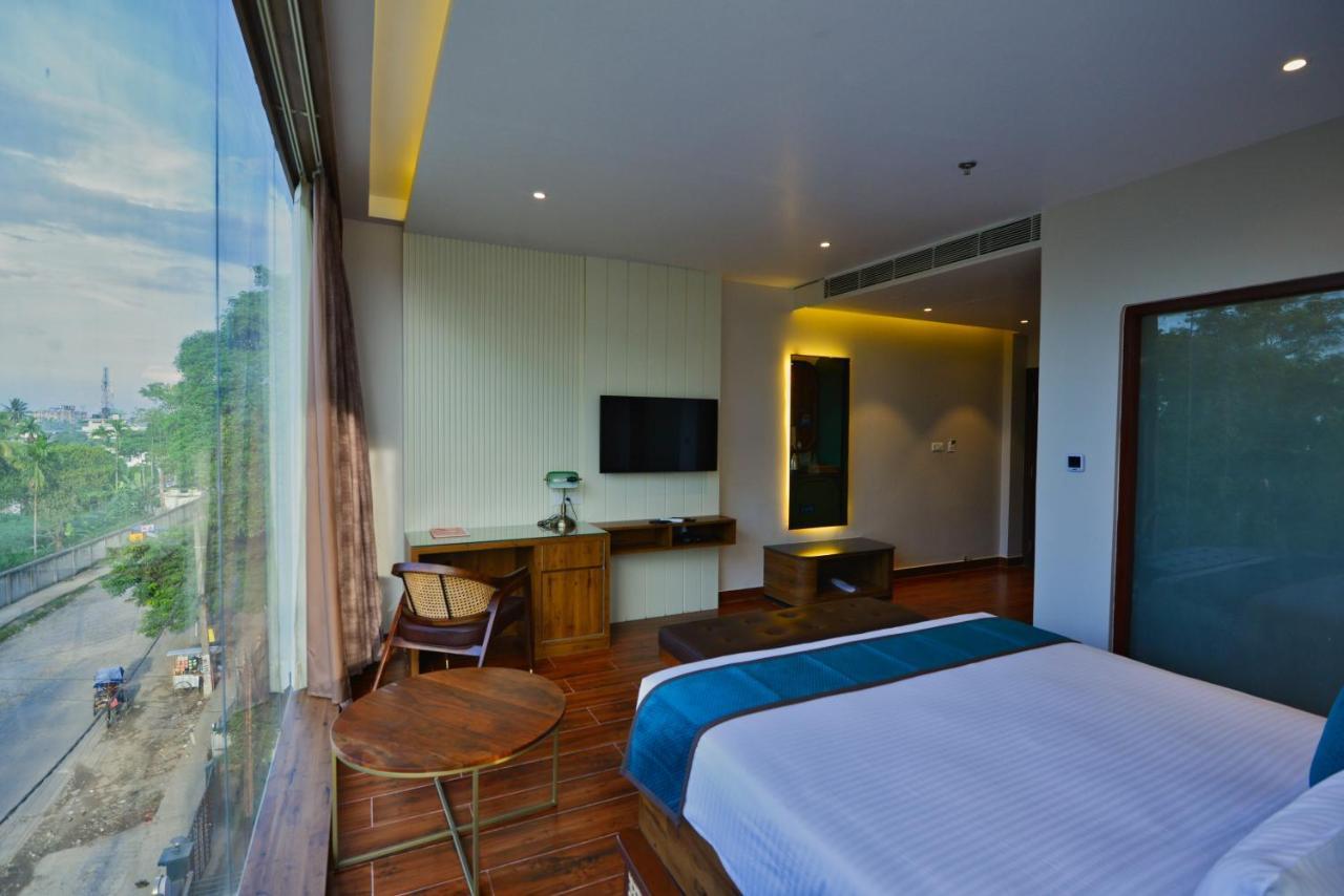 דיברוגר The Convoy Hotel מראה חיצוני תמונה